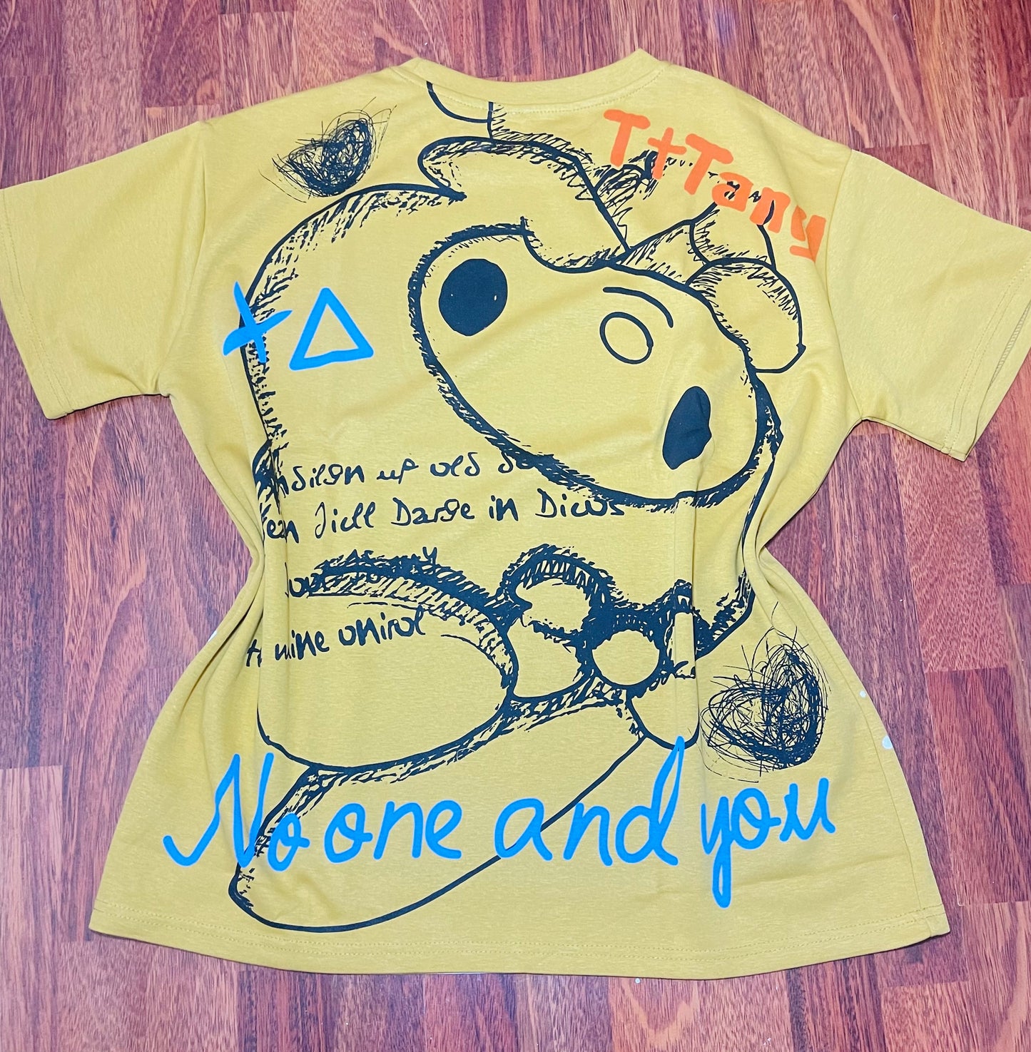 T007-Oversize shirt with rhinestones printed on the back
