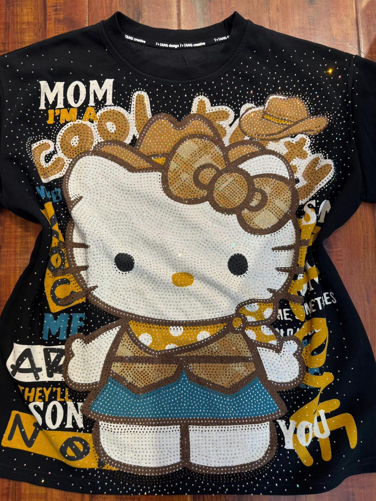 T0099-T-shirt with print and rhinestones
