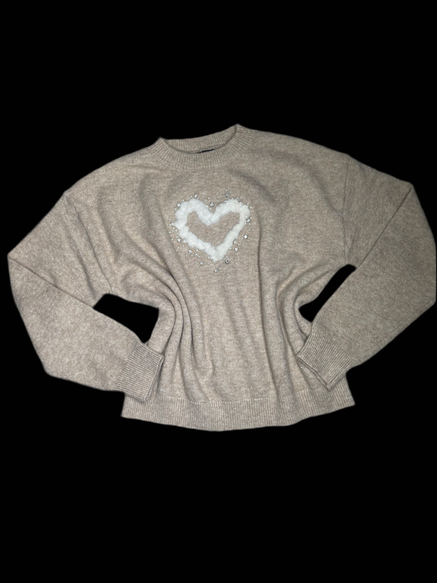 4556-SWEATER WITH HEART DESIGN AND RHINESTONES