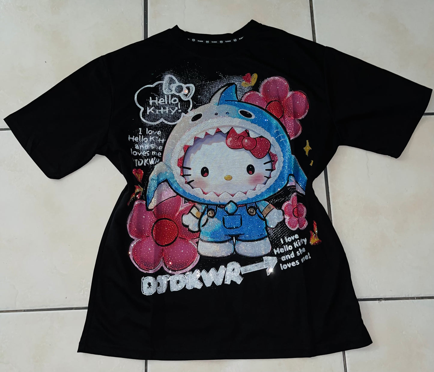 S0012-Beautiful basic t-shirt with rhinestones