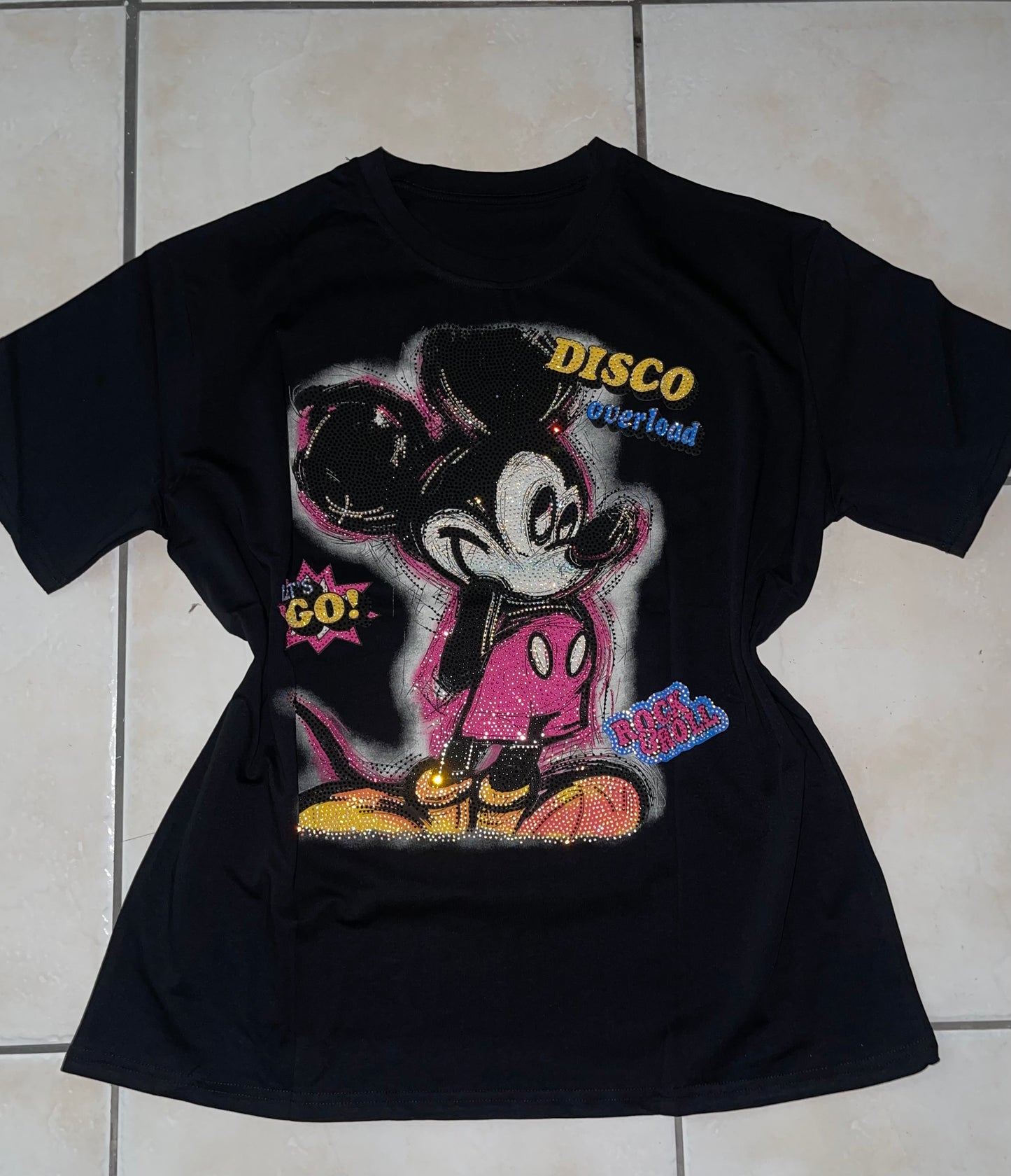 V0056-One-size t-shirt with rhinestones
