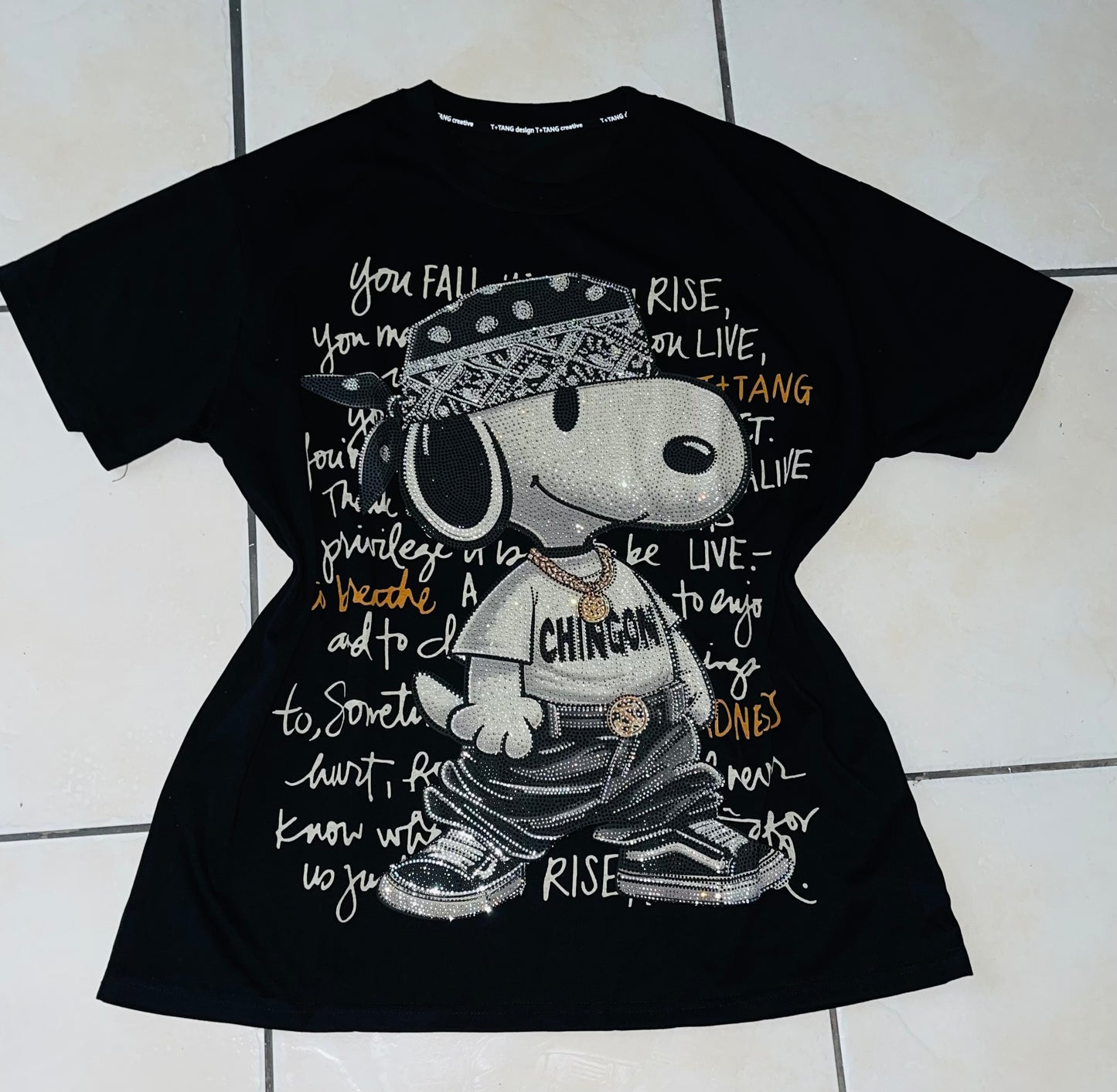 T1001-Beautiful T-shirt with print