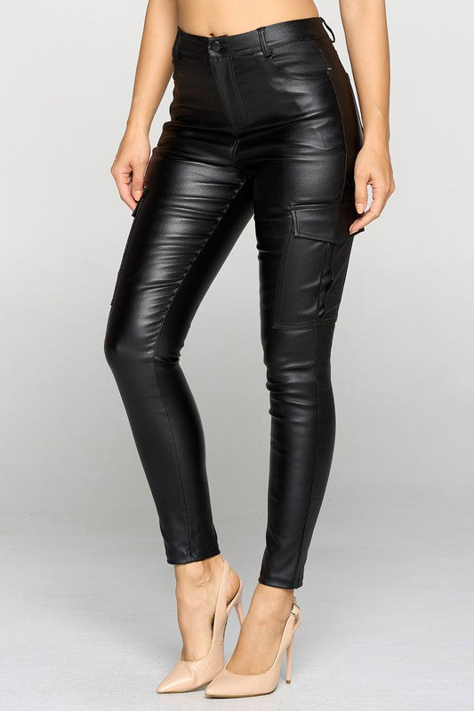 4556-Panton Leather Cargo
