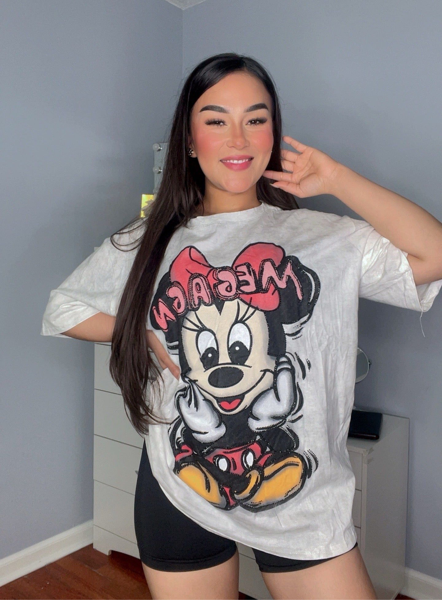 T0056-Oversize T-shirt with rhinestones