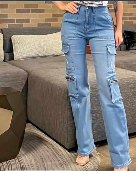 670-CARGO JEANS