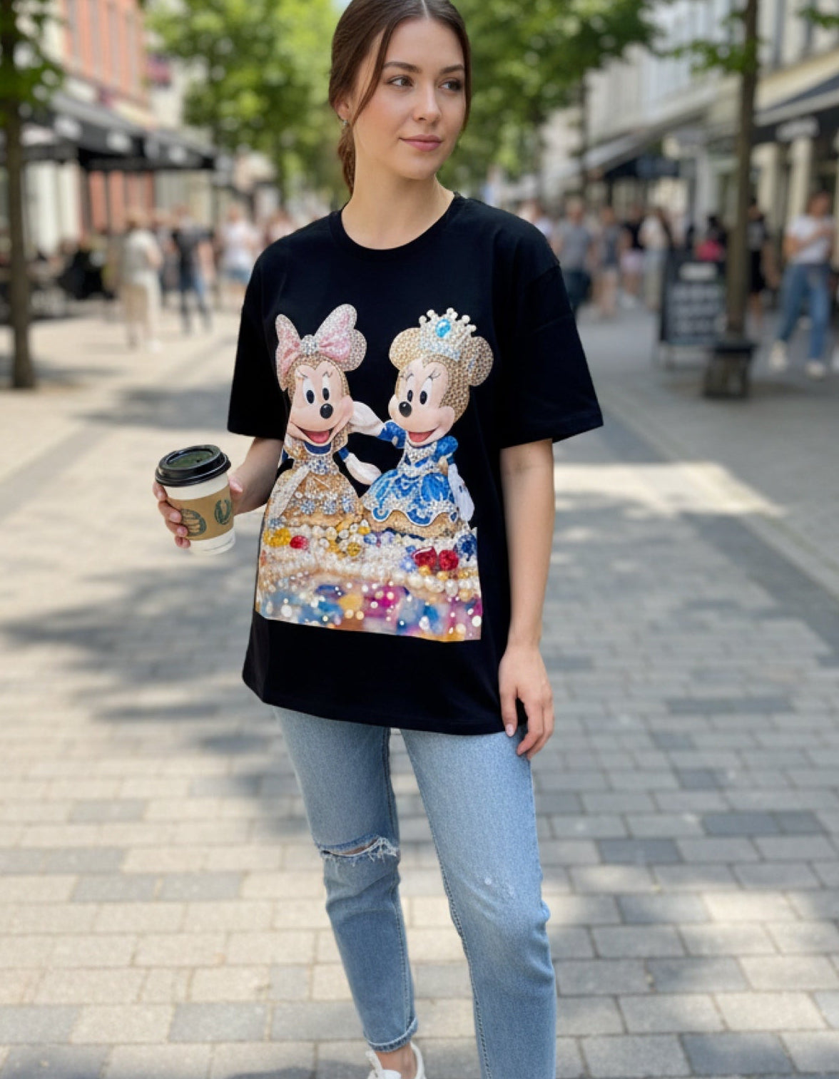 S0014-Beautiful one-size shirt with print and studded rhinestones