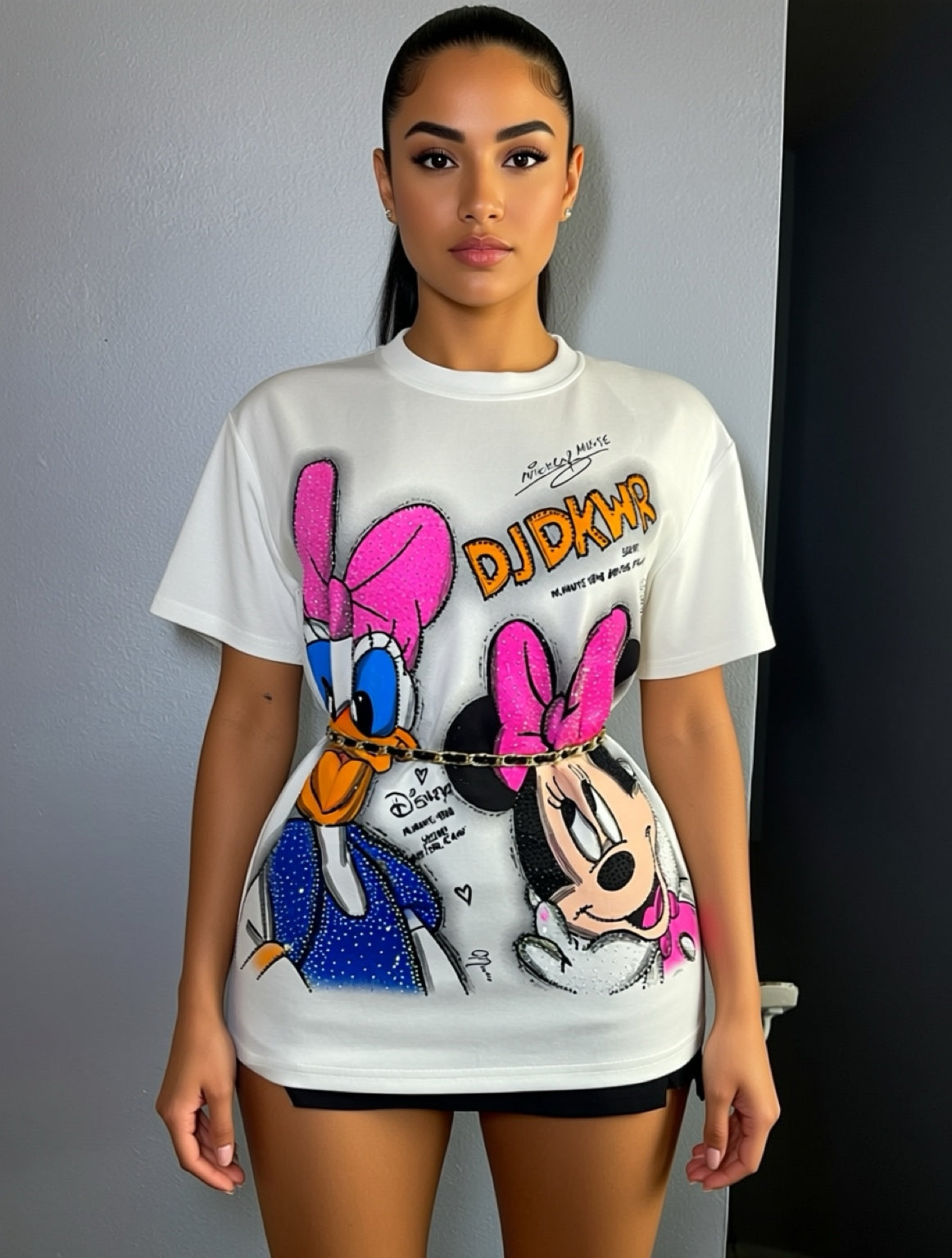 Lili003W-Basic T-shirt with print and rhinestones