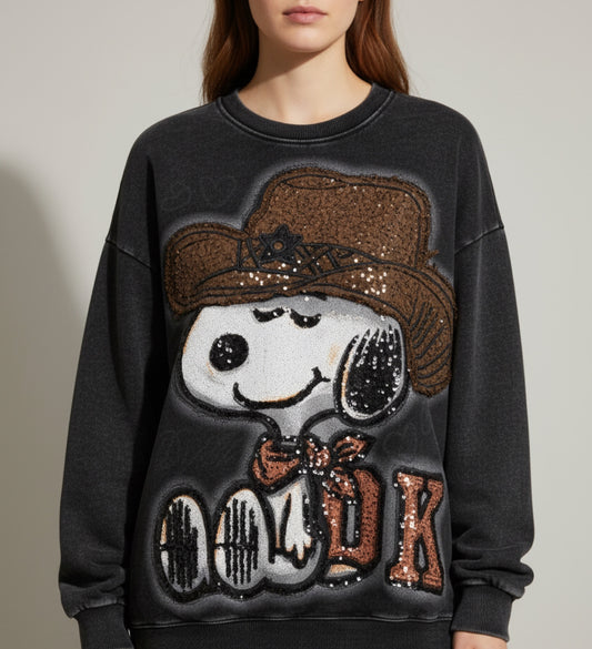 00321-Beautiful crew neck sweater with denim print