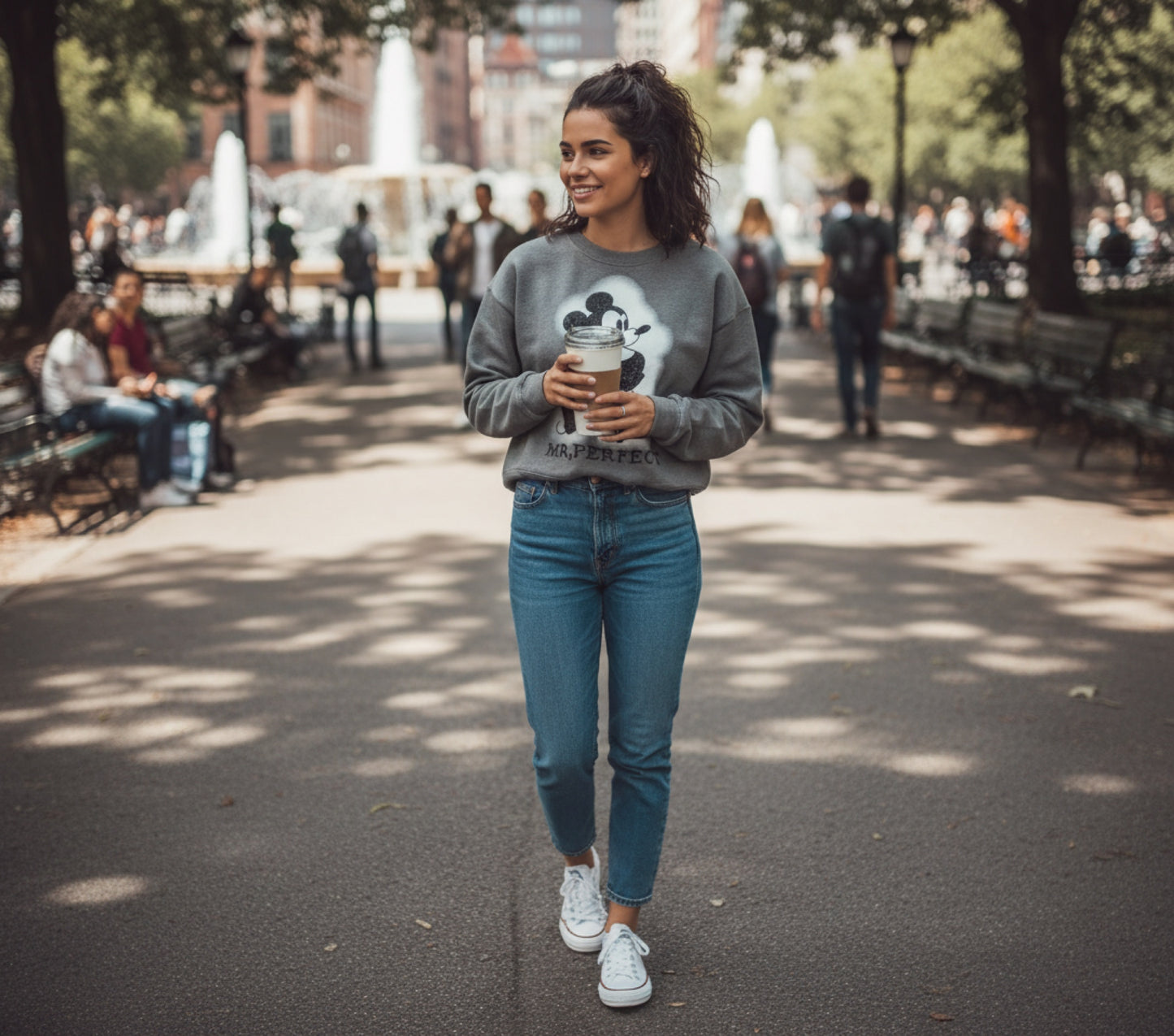 Eva003-One-size round neck sweater with sequin embellishment.