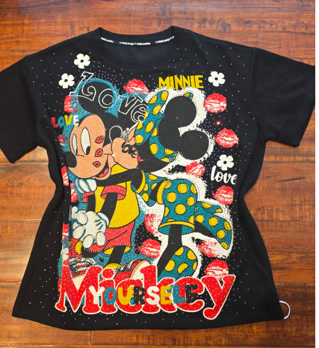 005-Oversize T-shirt with rhinestones