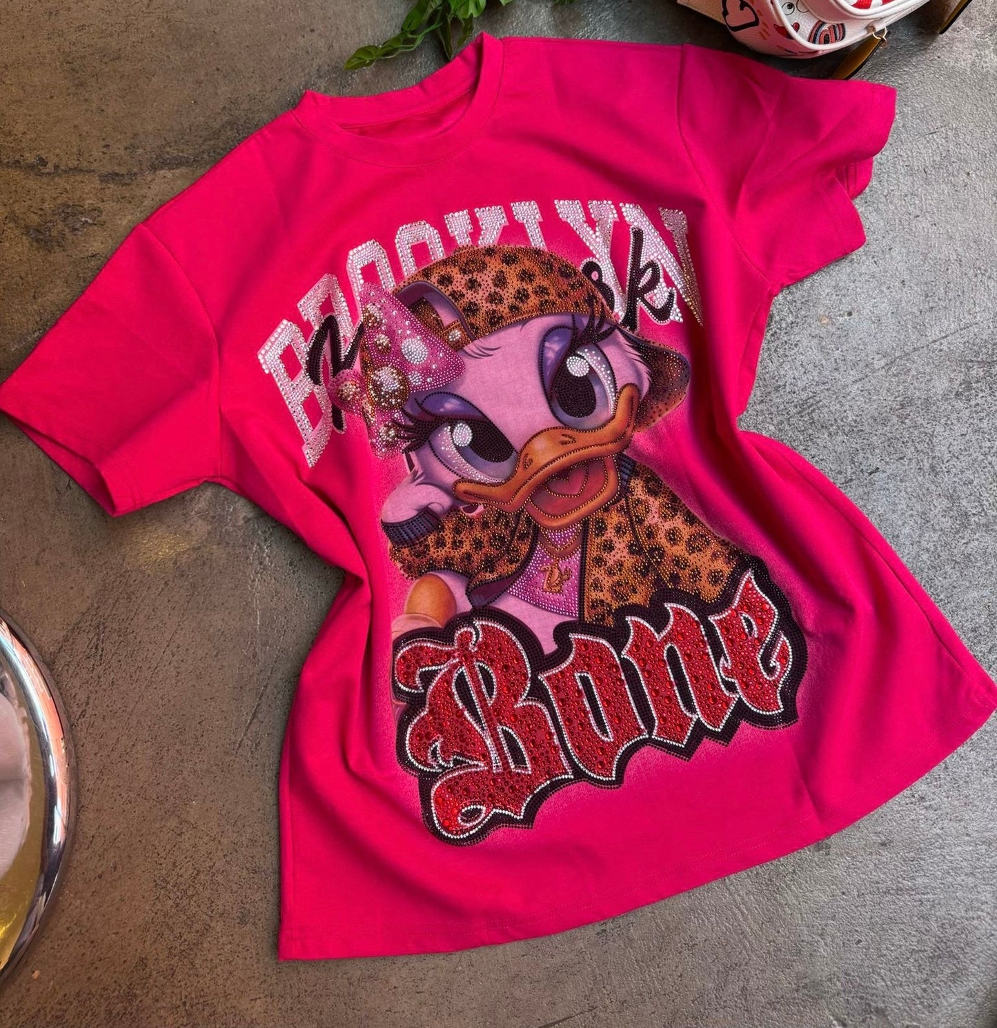 Carolina002W-Oversize T-shirt with rhinestones