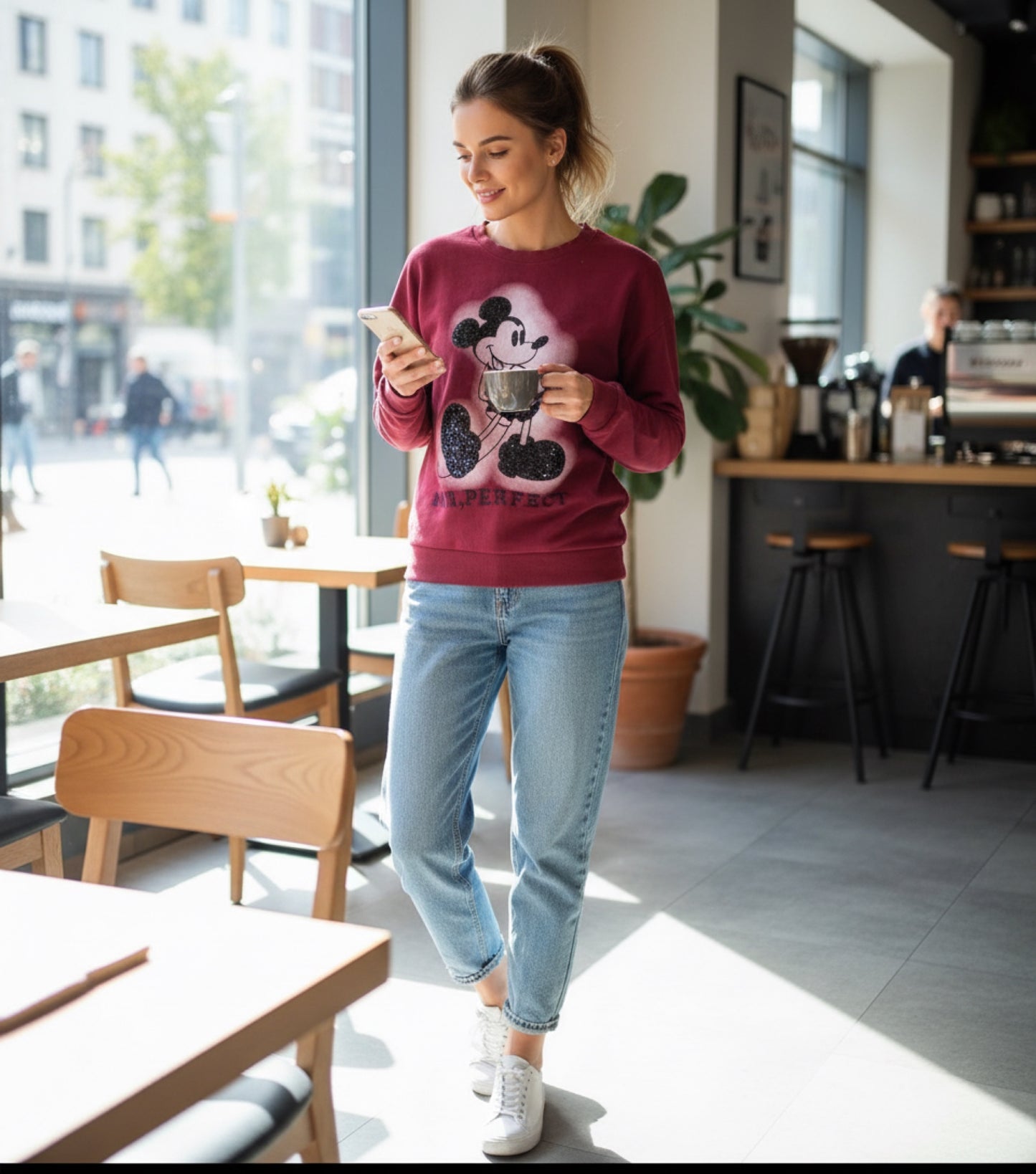 Eva003-One-size round neck sweater with sequin embellishment.