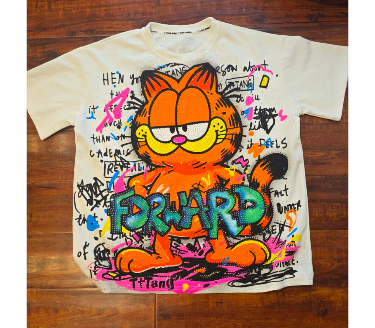0004-Susy Oversize T-shirt with rhinestones